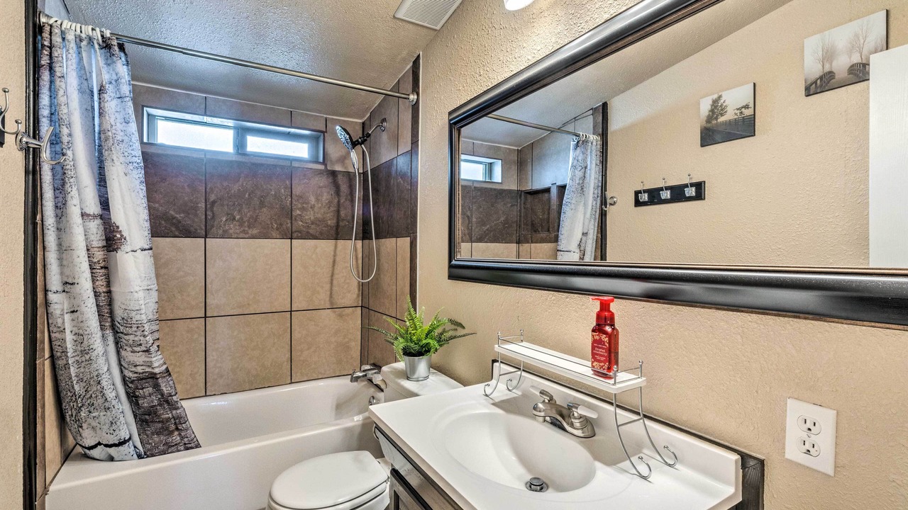 Photo of Bathroom in Cloudcroft