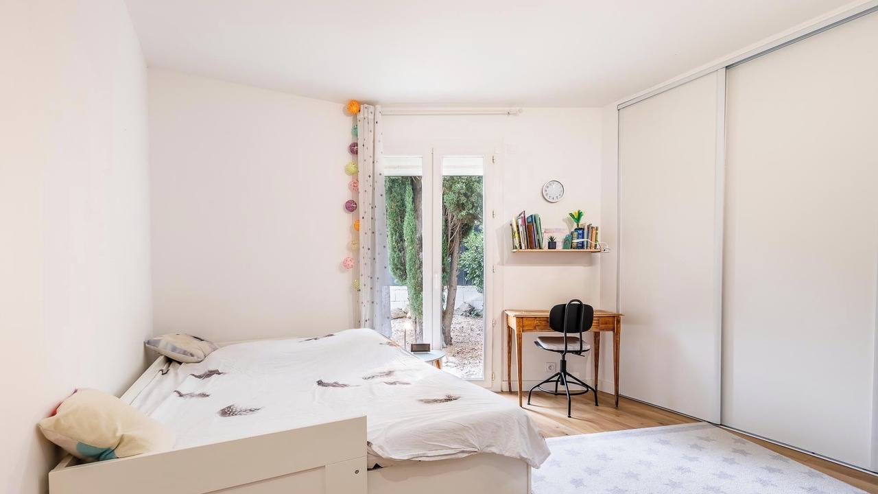Photo of Bedroom in Saint-Jean-de-Vedas
