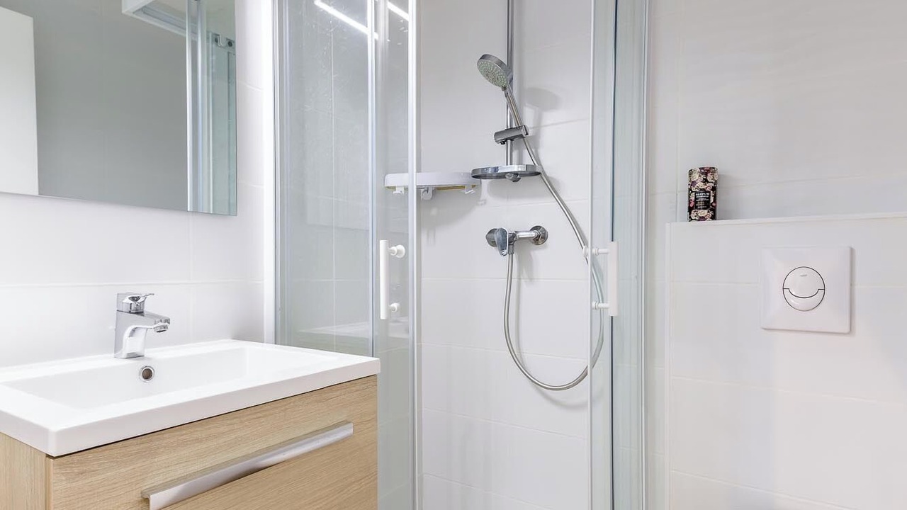Photo of Bathroom in Saint-Jean-de-Vedas