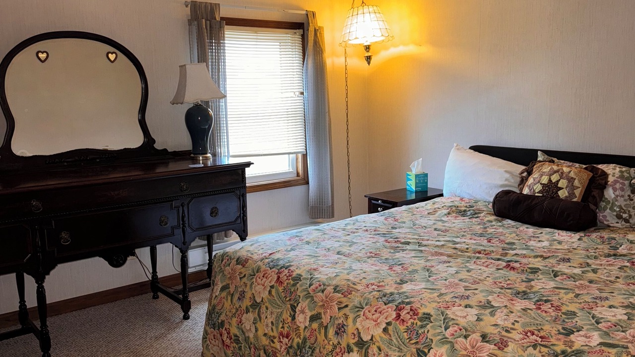 Photo of Bedroom in Town of Torrey