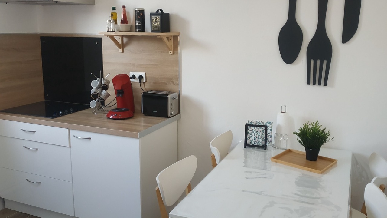 Photo of Others in Barriere Saint Marc