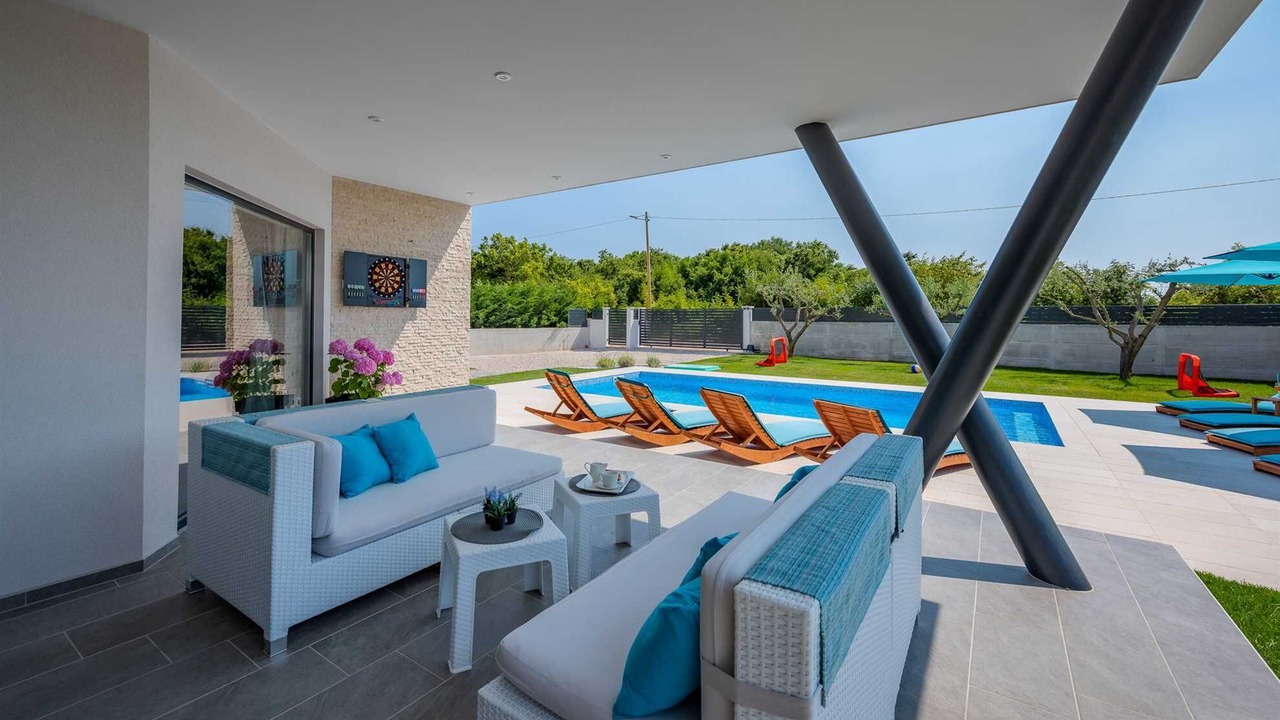 Photo of Patio Balcony in Mali Vareski