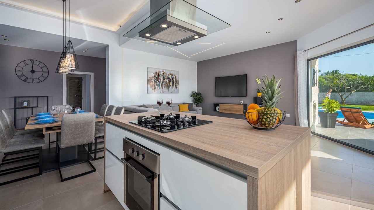 Photo of Kitchen in Mali Vareski