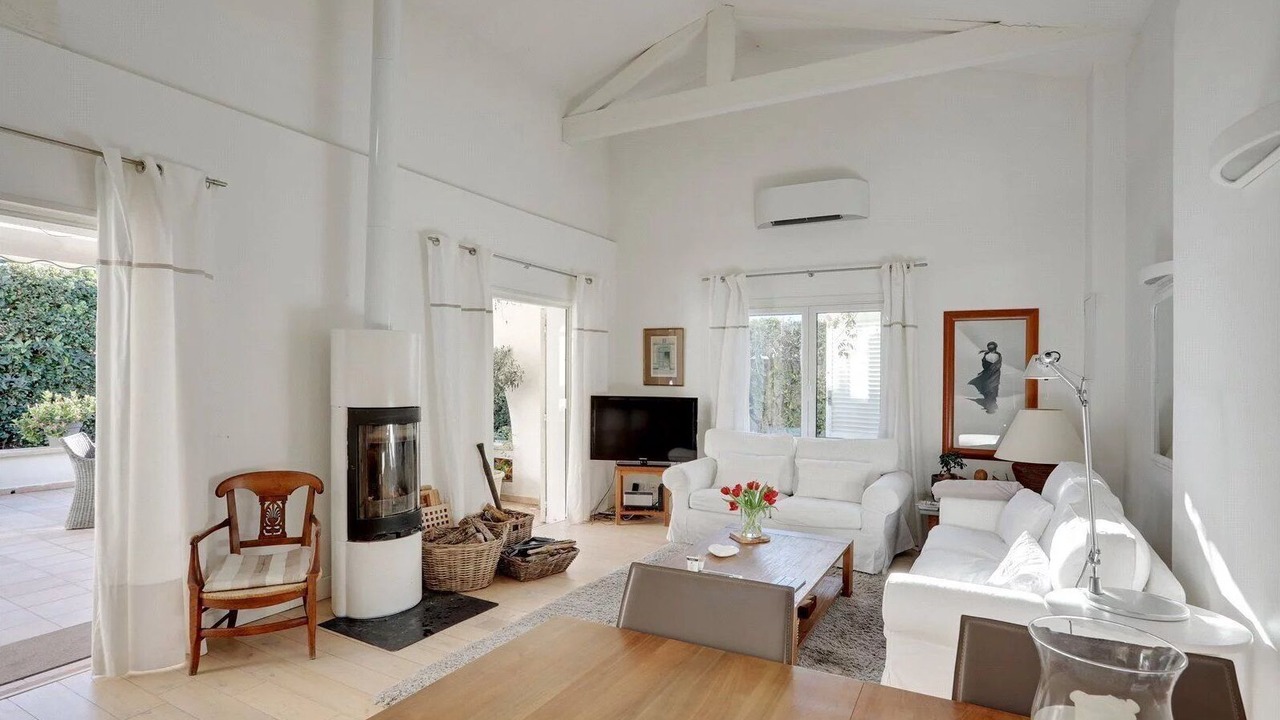 Photo of Livingroom in Cap-d'Antibes