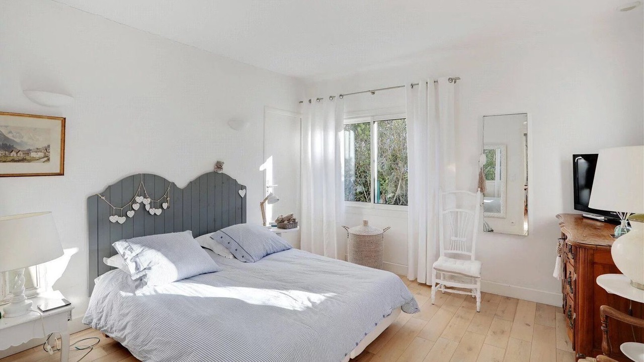 Photo of Bedroom in Cap-d'Antibes