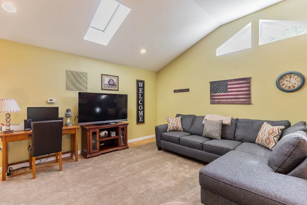 Photo of Livingroom in Morganza