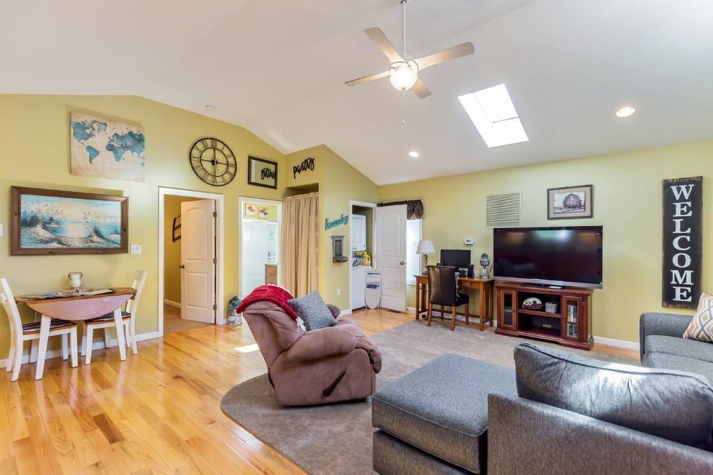 Photo of Livingroom in Morganza