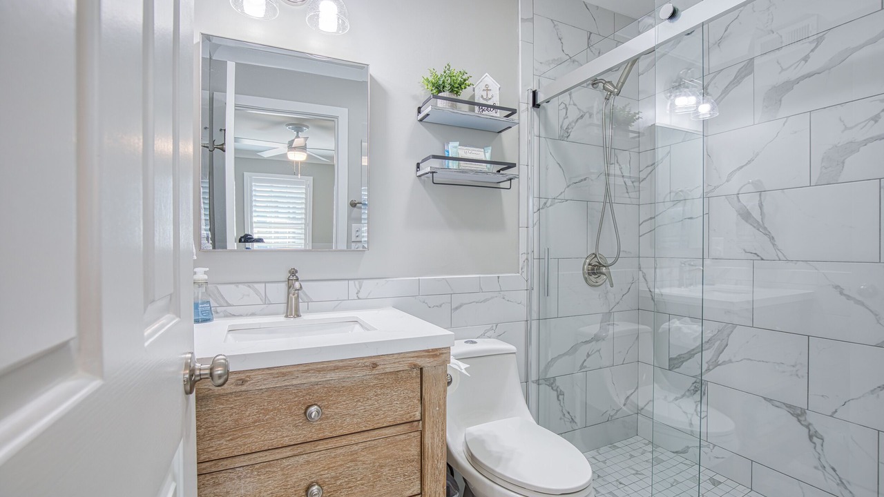 Photo of Bathroom in Garden City