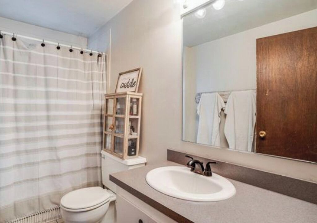 Photo of Bathroom in Lakeside