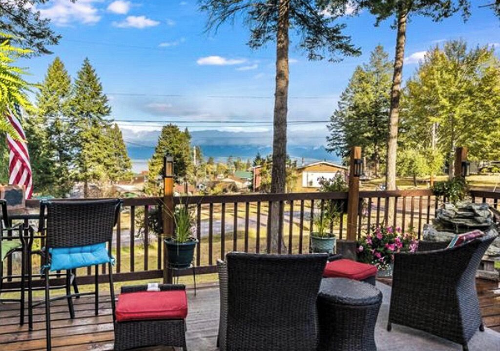 Photo of Patio Balcony in Lakeside