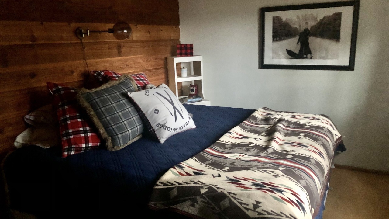 Photo of Bedroom in Lakeside