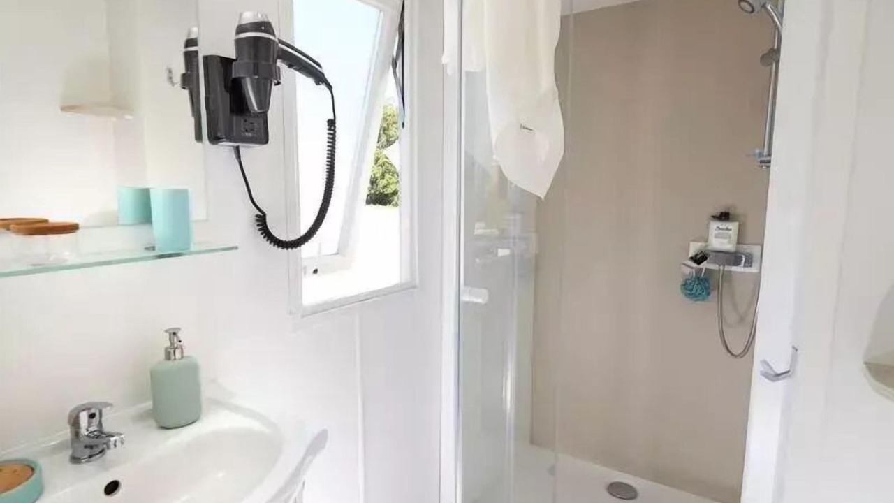 Photo of Bathroom in Balleroy