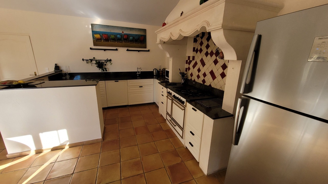 Photo of Kitchen in Montaren-et-Saint-Mediers