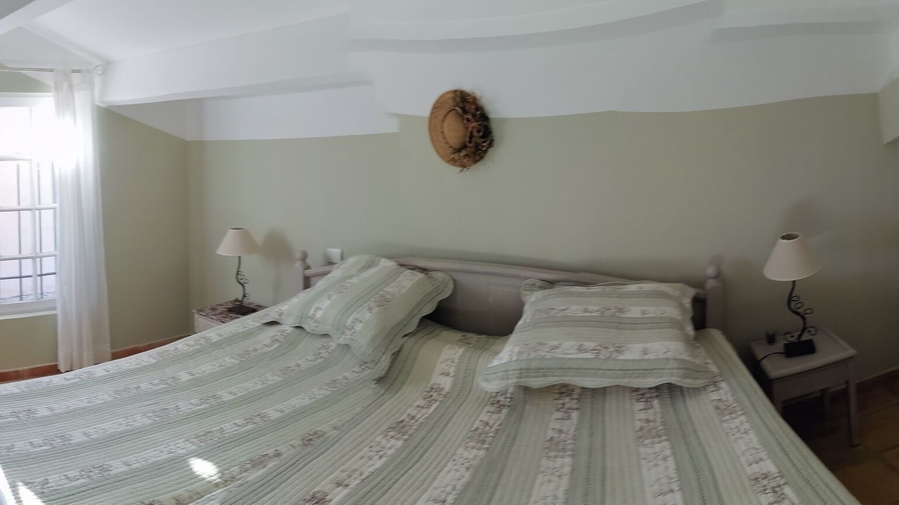 Photo of Bedroom in Montaren-et-Saint-Mediers