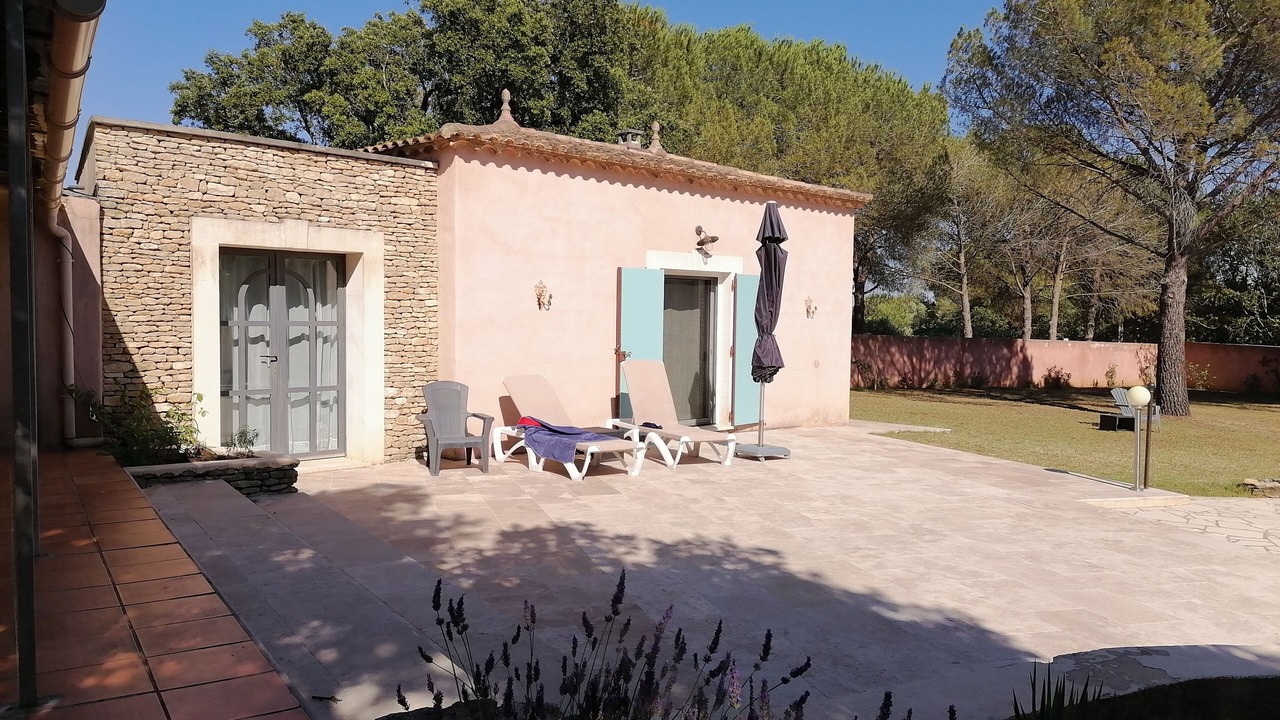 Photo of Patio Balcony in Montaren-et-Saint-Mediers