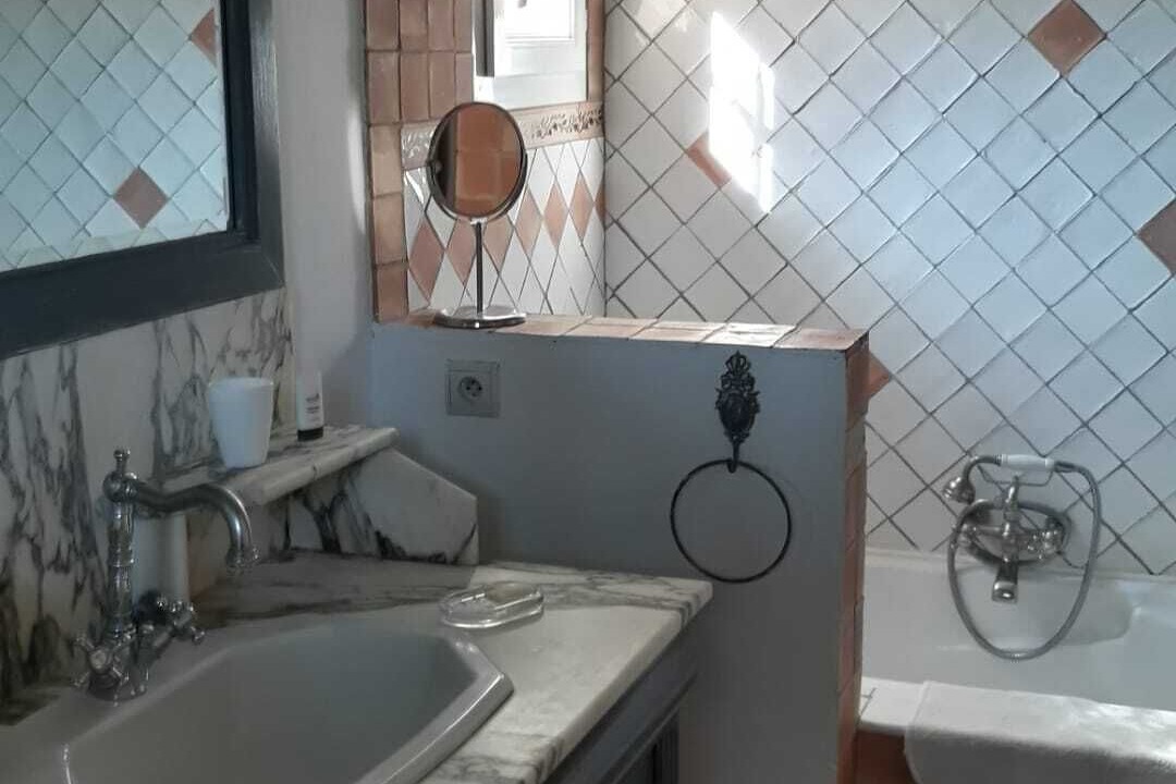 Photo of Bathroom in Montaren-et-Saint-Mediers
