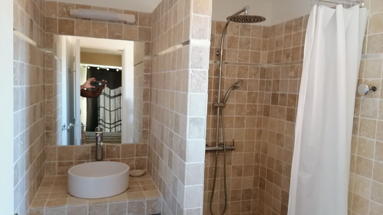 Photo of Bathroom in Montaren-et-Saint-Mediers