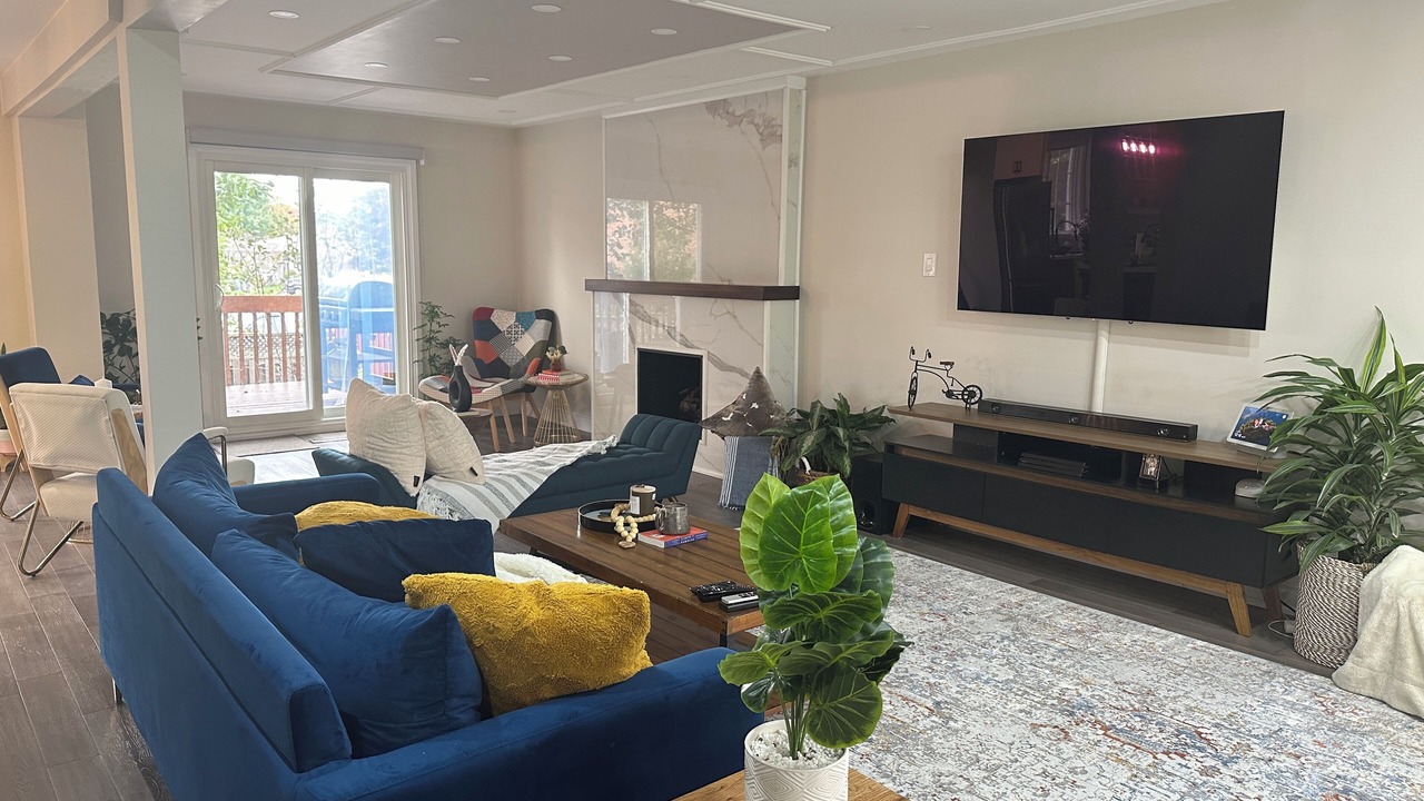 Photo of Livingroom in Newmarket