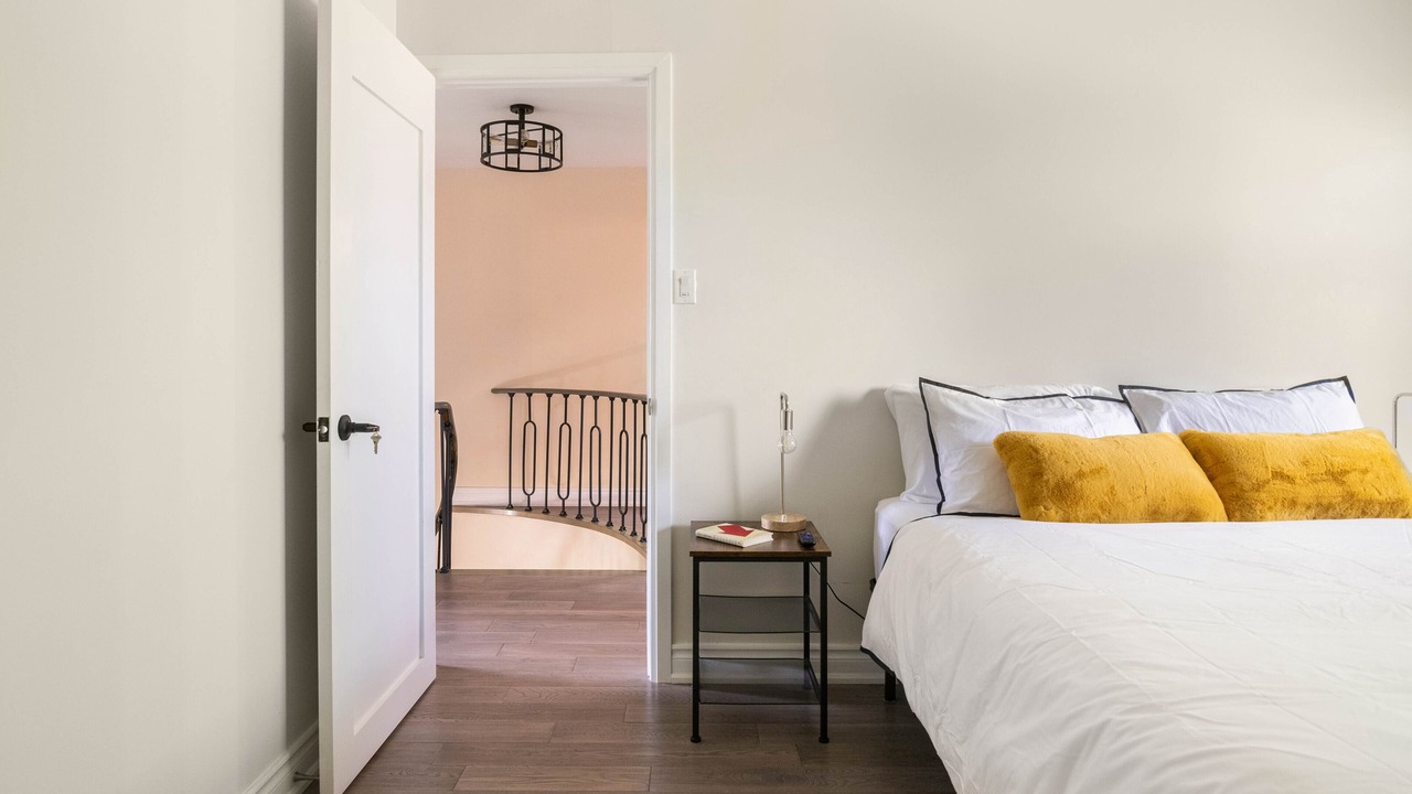 Photo of Bedroom in Newmarket