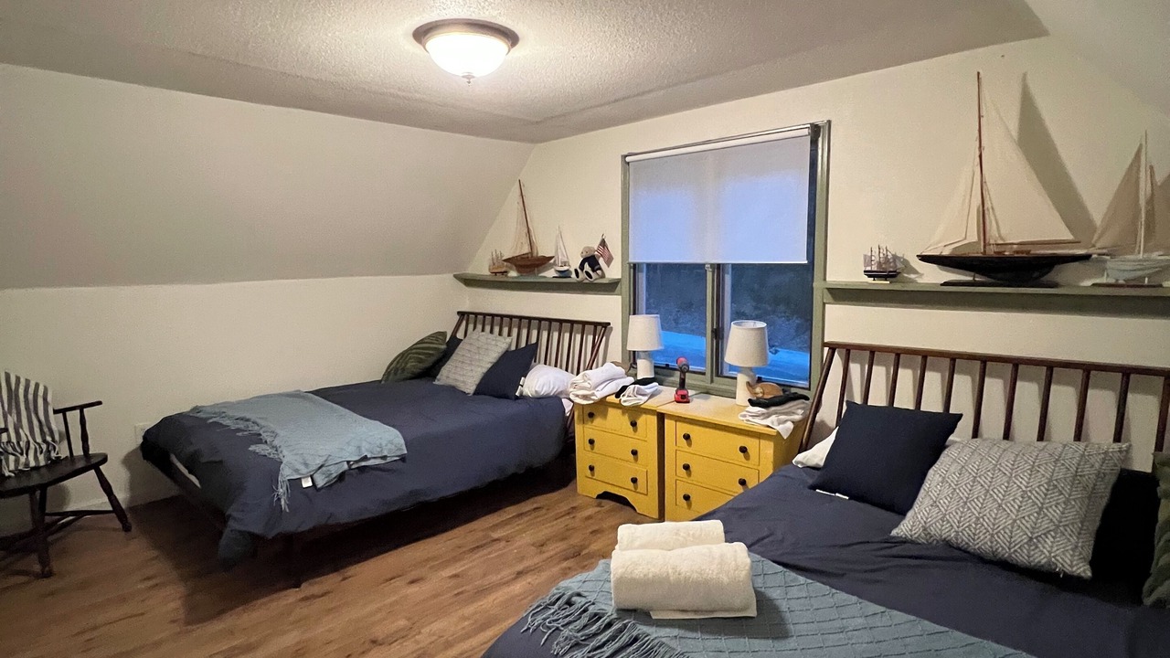 Photo of Bedroom in Ebony