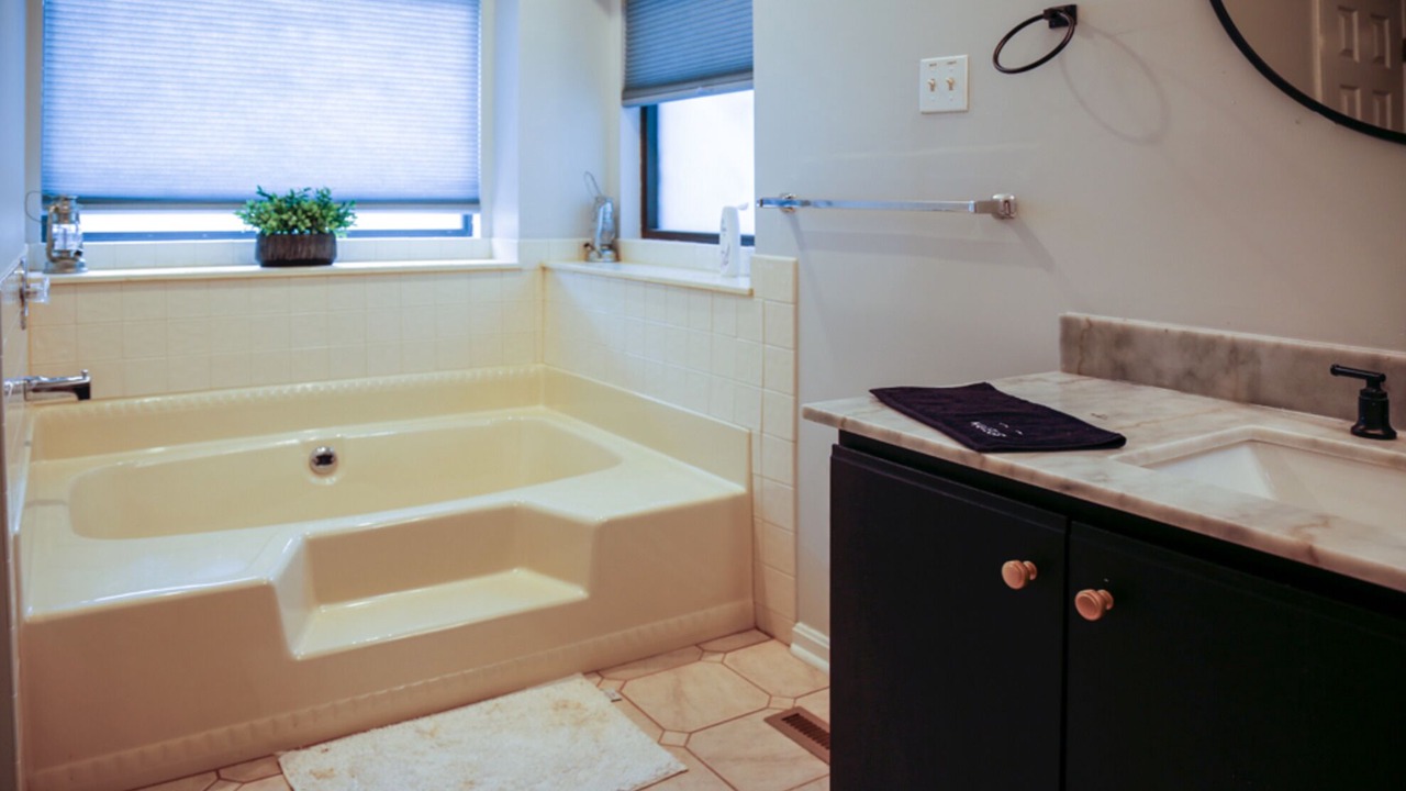 Photo of Bathroom in Ebony