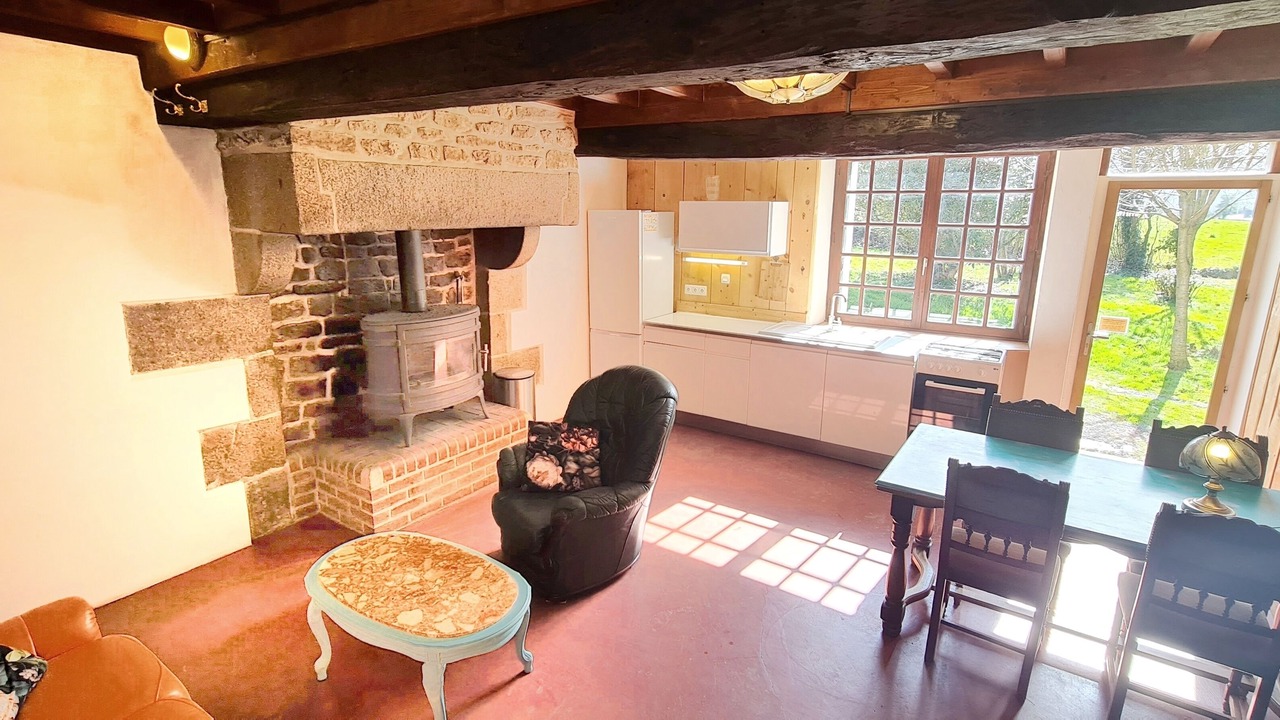 Photo of Livingroom in Le Mesnil-Gilbert