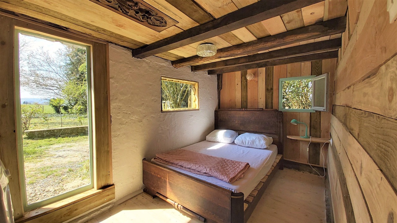 Photo of Bedroom in Le Mesnil-Gilbert
