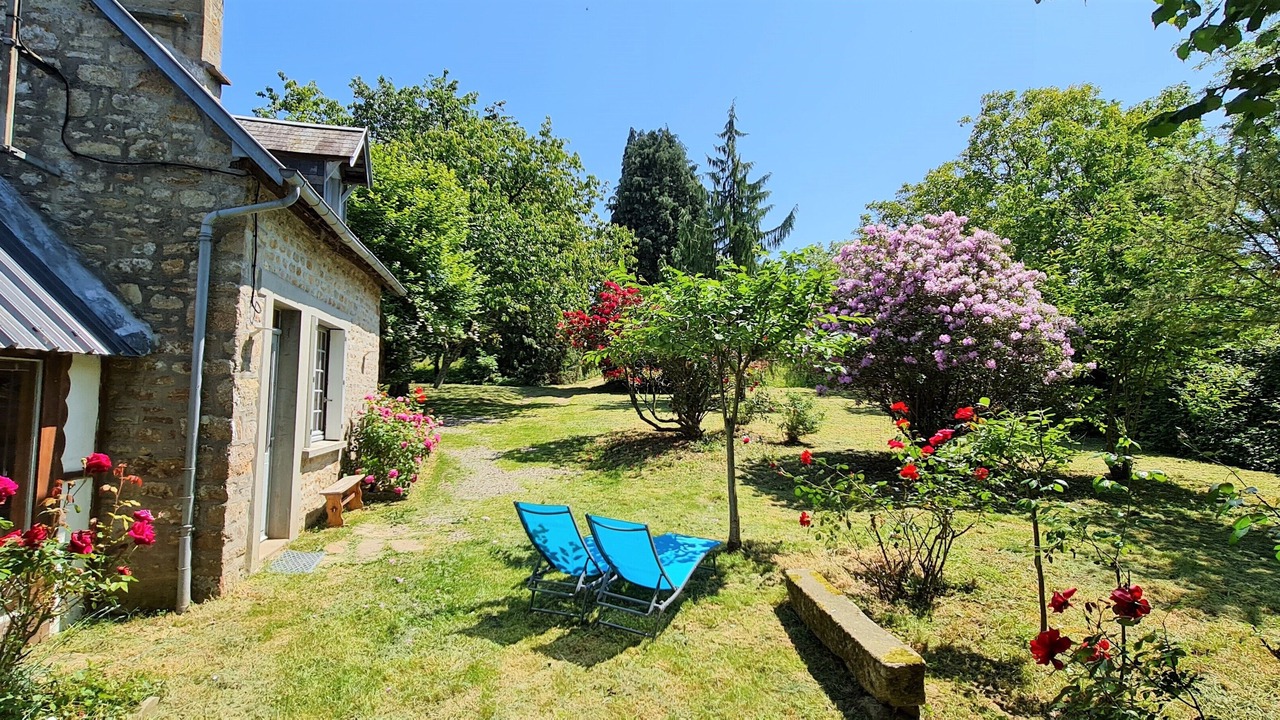 Photo of Outdoor in Le Mesnil-Gilbert