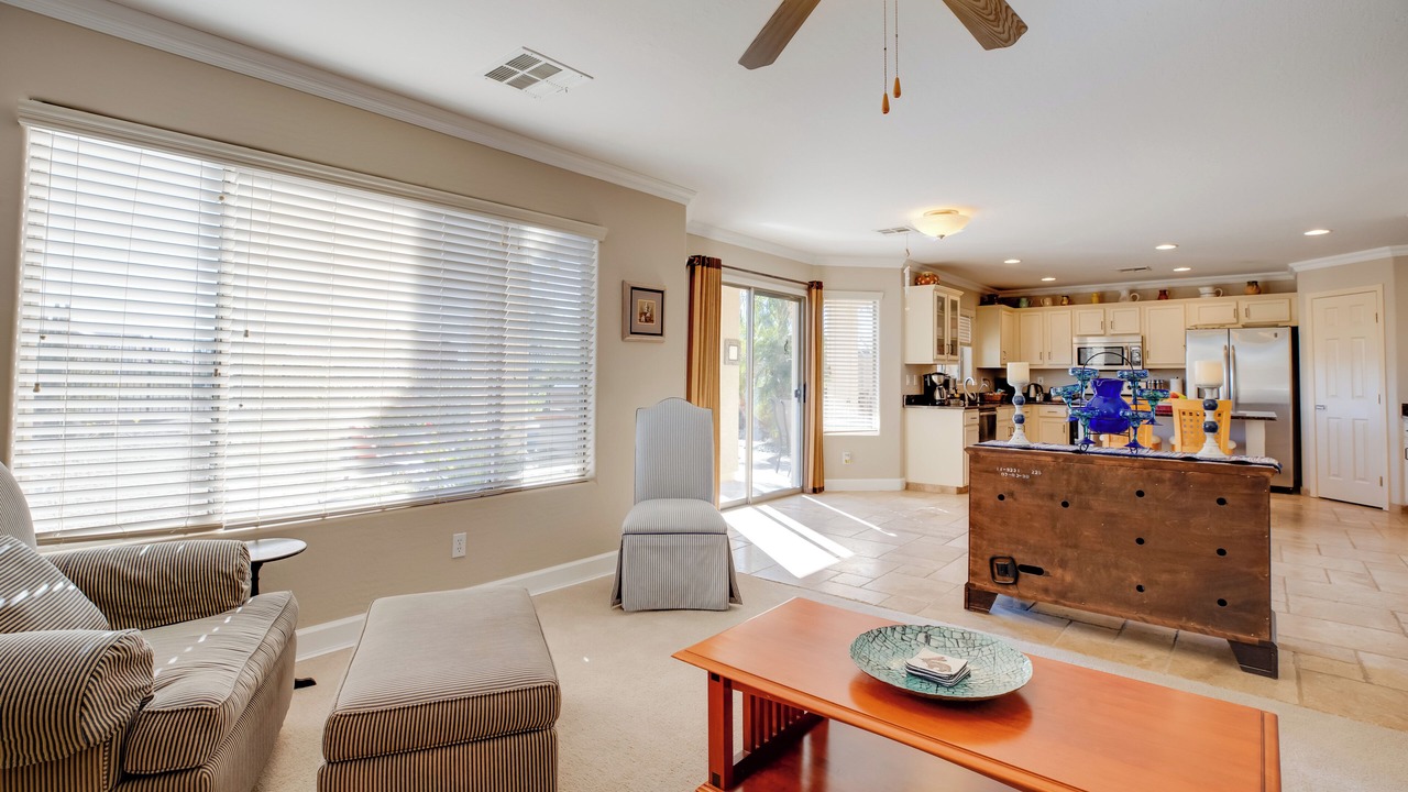 Photo of Livingroom in San Tan Valley