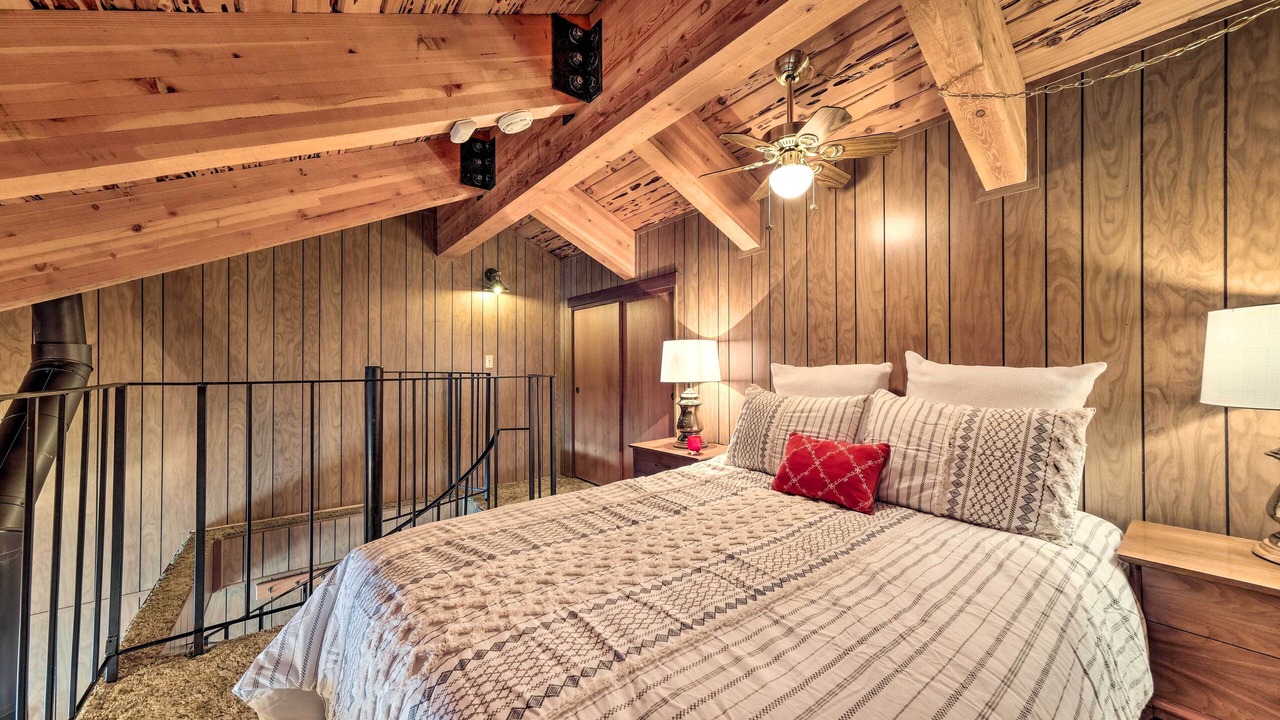 Photo of Bedroom in Pinecrest