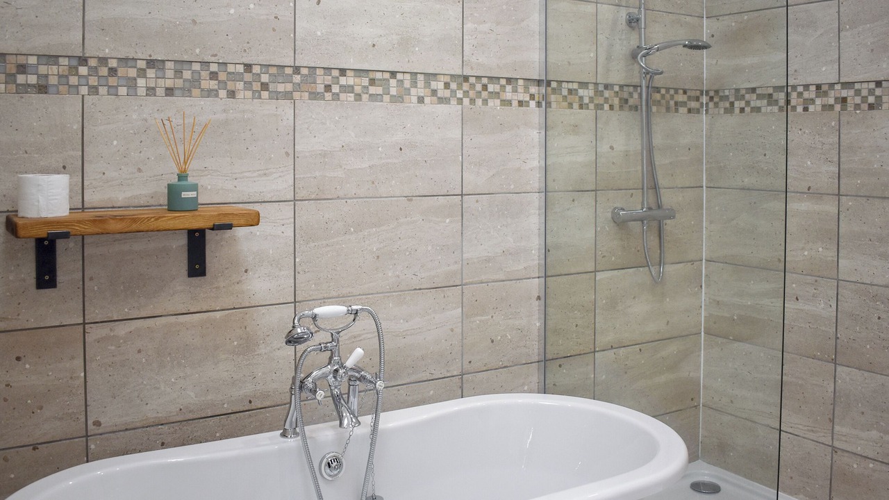 Photo of Bathroom in Llanllyfni