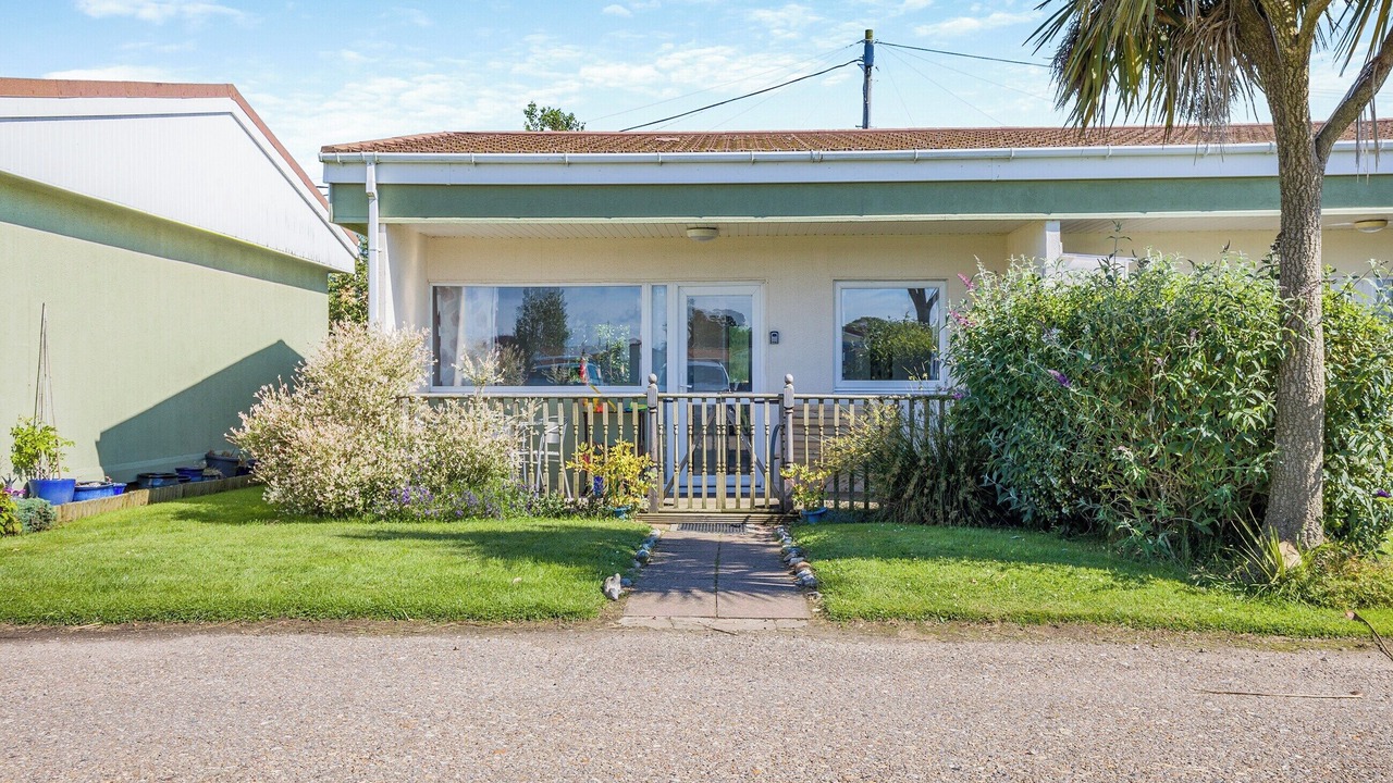 Photo of Others in Bacton