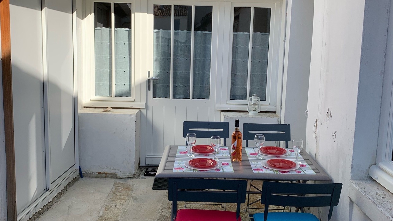 Photo of Outdoor in Ars-en-Re