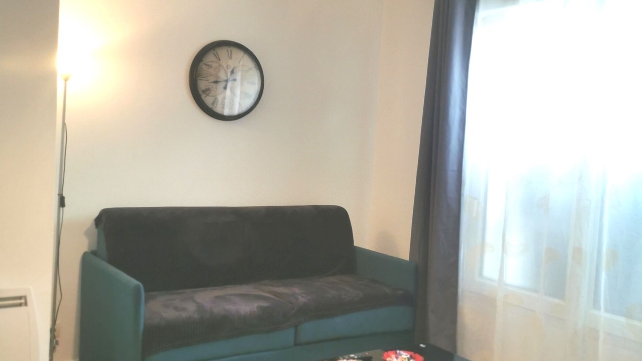 Photo of Livingroom in Vaulx En Velin Village