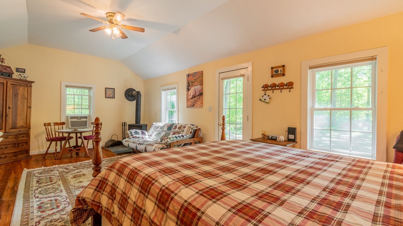 Photo of Bedroom in Schuyler