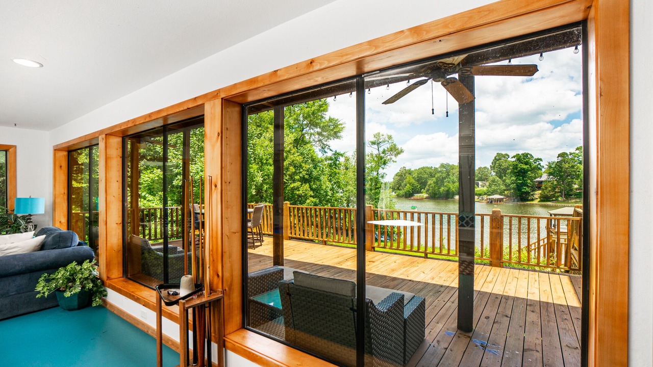 Photo of Patio Balcony in Dogwood