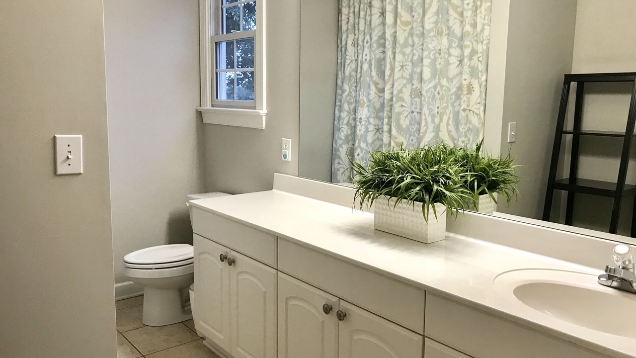 Photo of Bathroom in Tamassee