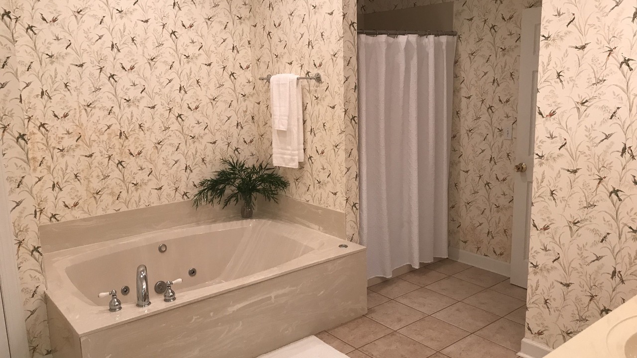 Photo of Bathroom in Tamassee