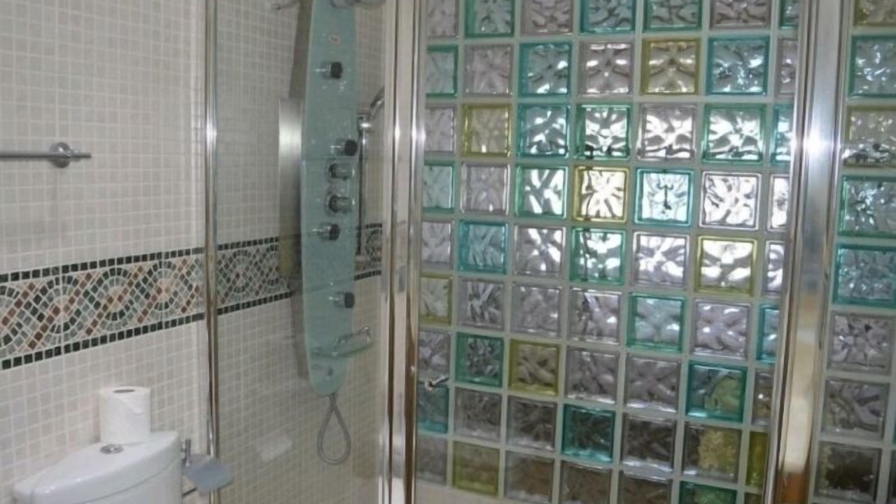 Photo of Bathroom in Cunit