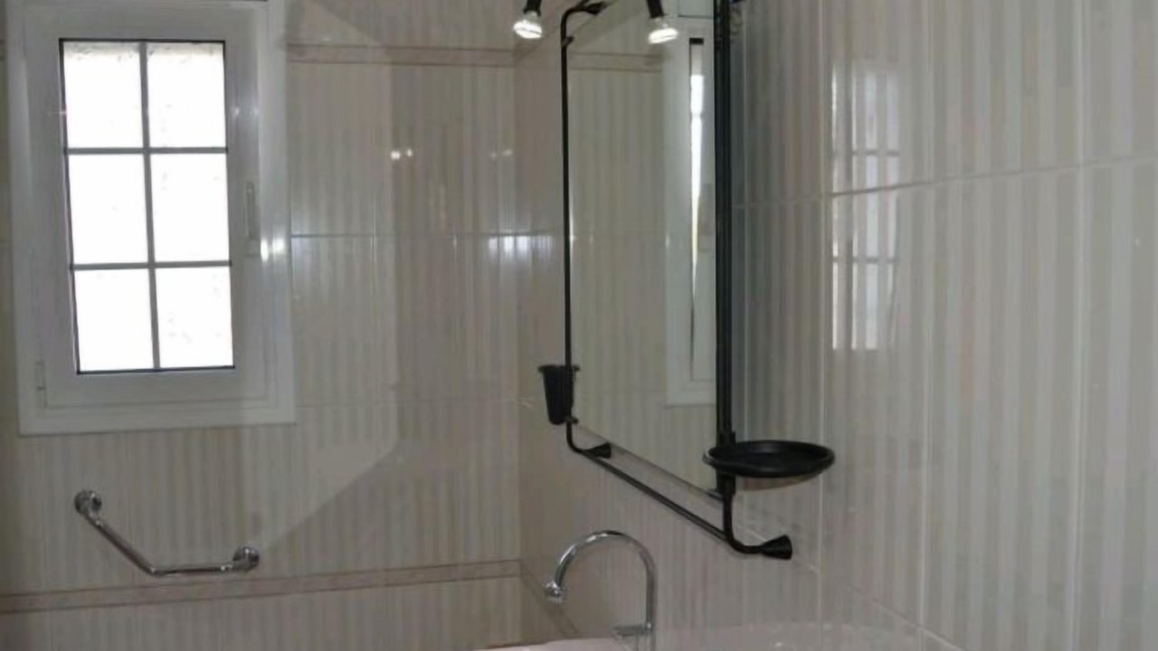 Photo of Bathroom in Cunit