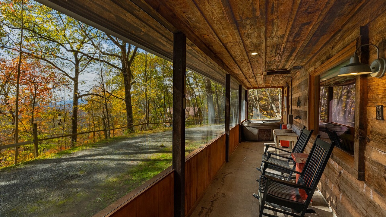 Photo of Patio Balcony in Bryson City
