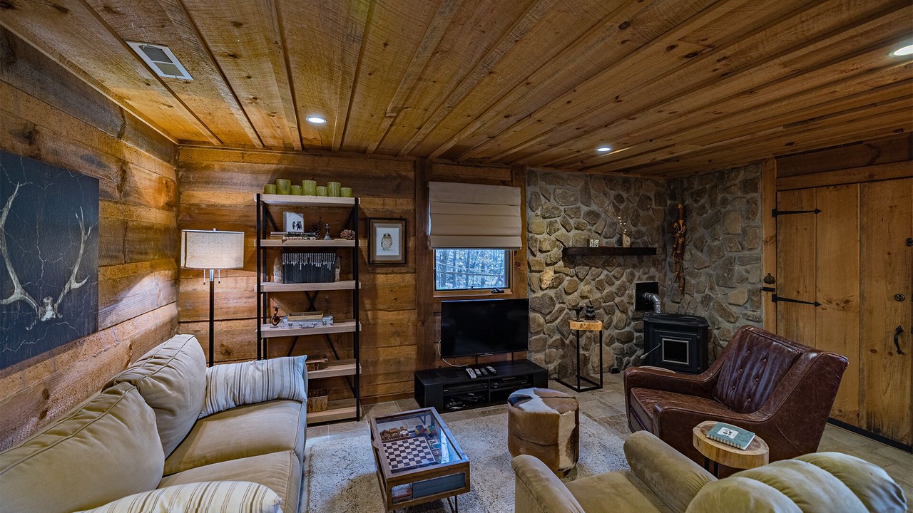Photo of Livingroom in Bryson City
