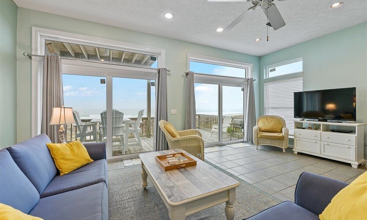 Photo of Others in Laguna Beach Estates