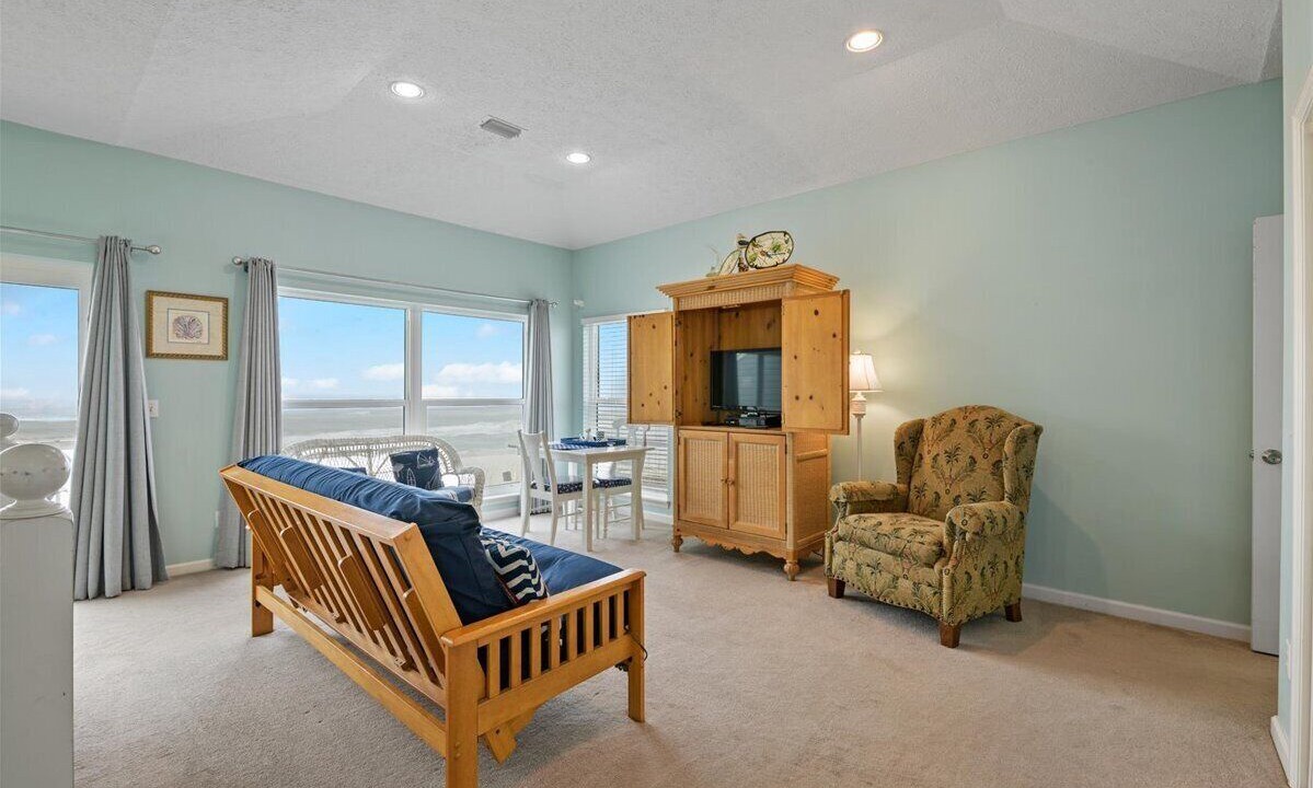 Photo of Others in Laguna Beach Estates