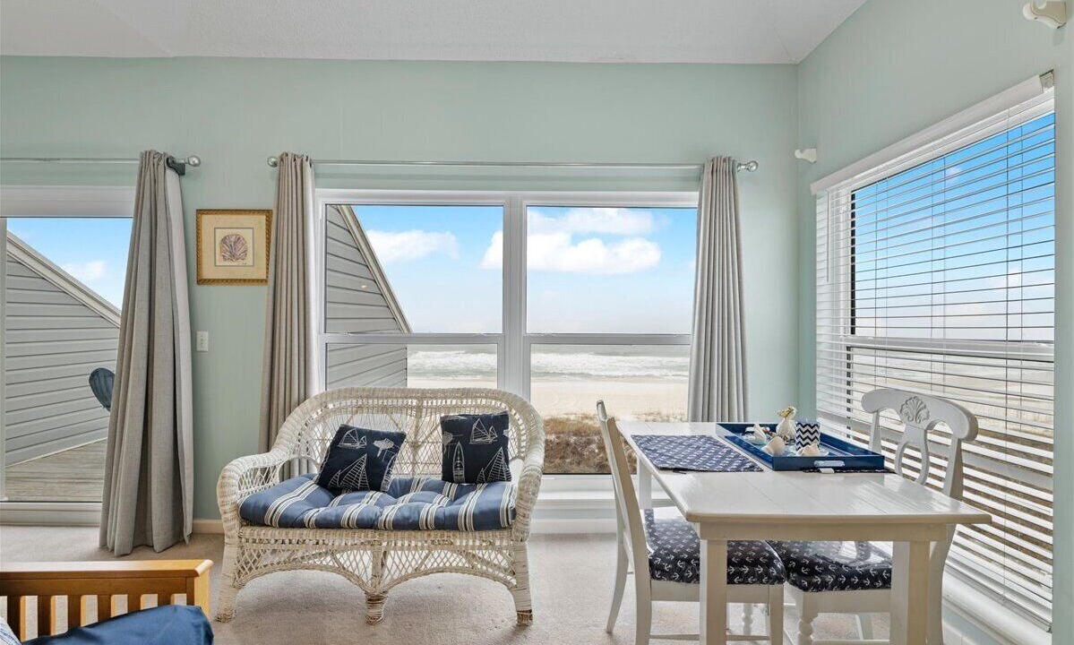 Photo of Patio Balcony in Laguna Beach Estates
