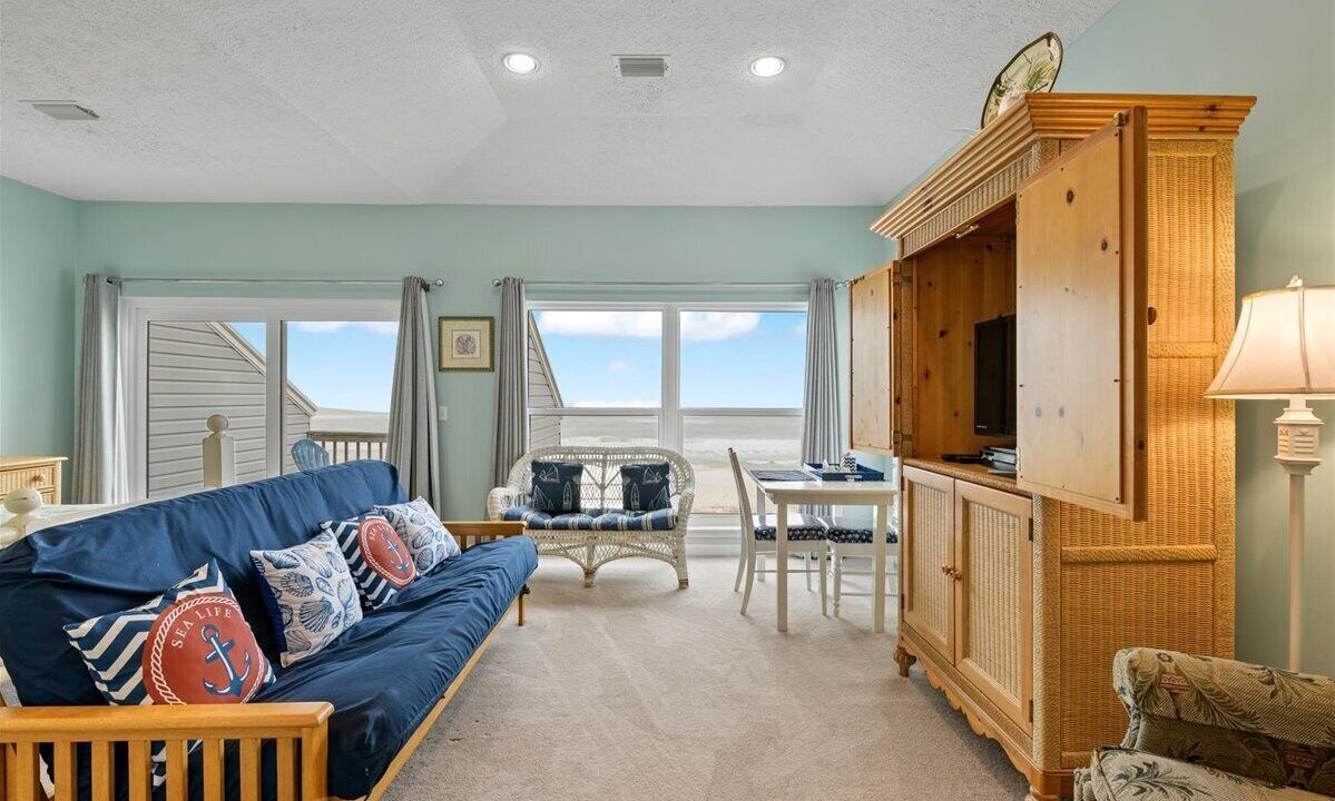 Photo of Others in Laguna Beach Estates