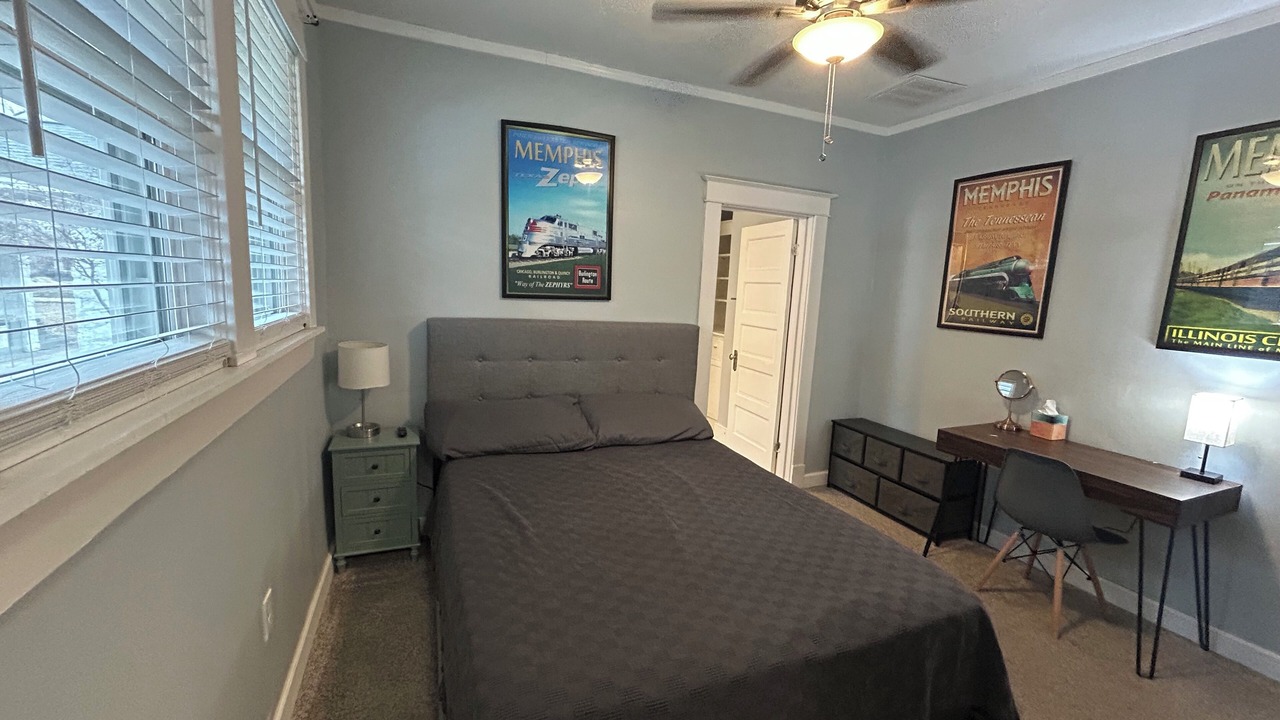 Photo of Bedroom in Central Gardens