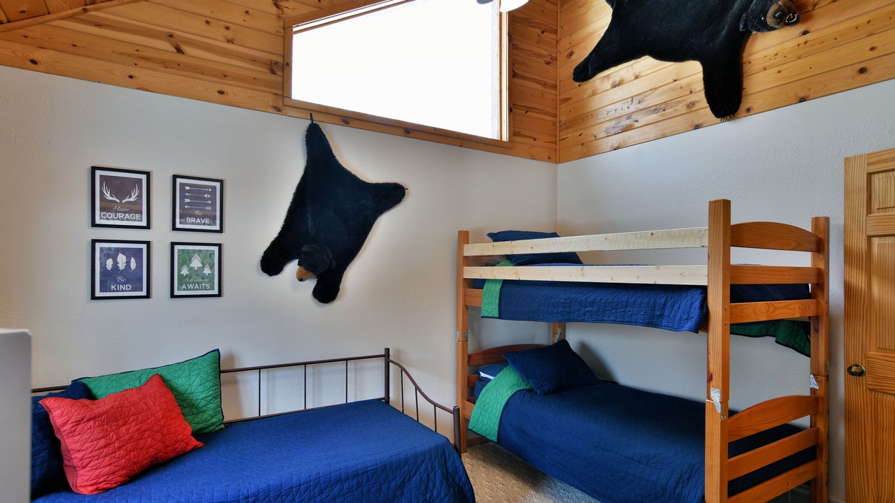 Photo of Bedroom in Stone Lake