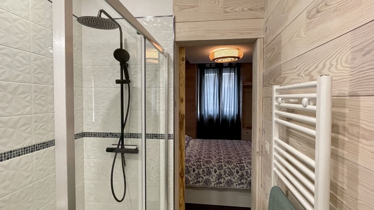 Photo of Bathroom in Lons-le-Saunier