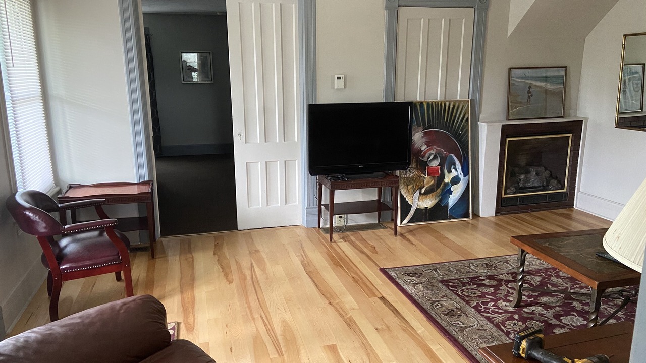 Photo of Livingroom in Baldwinsville